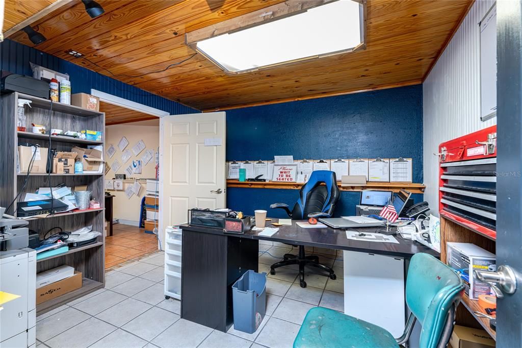 For Sale: $900,000 (0 beds, 0 baths, 5840 Square Feet)
