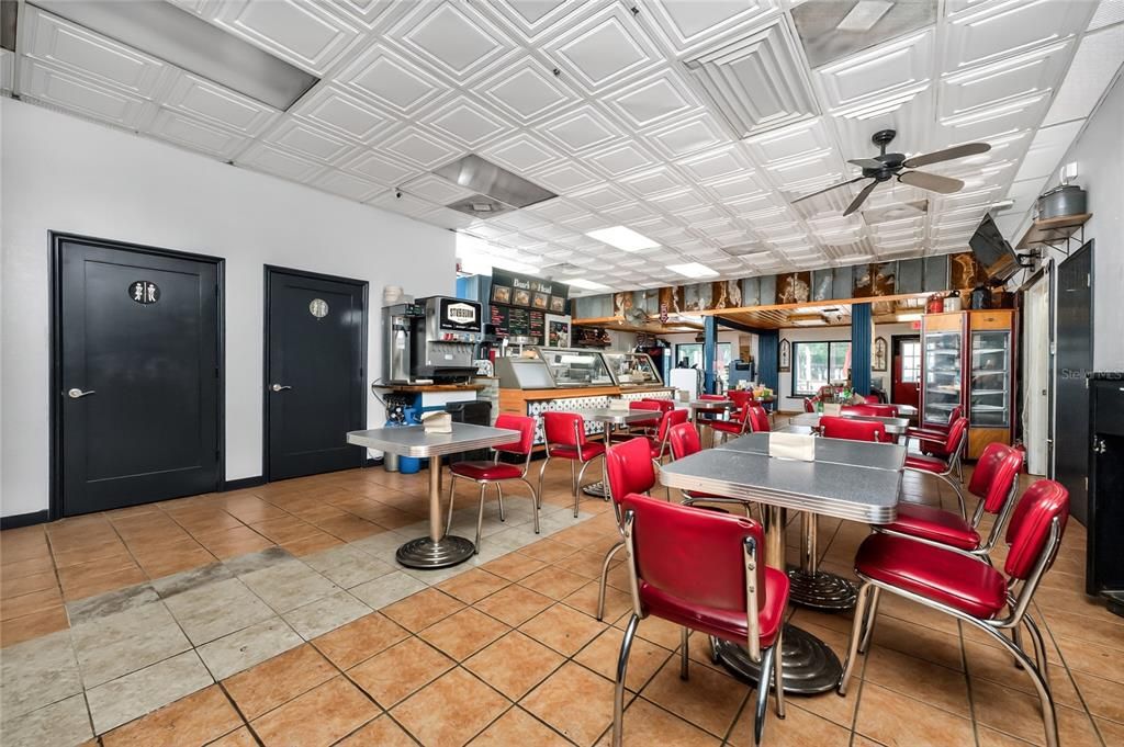 For Sale: $900,000 (0 beds, 0 baths, 5840 Square Feet)