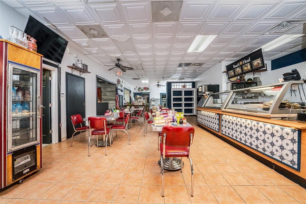 For Sale: $900,000 (0 beds, 0 baths, 5840 Square Feet)