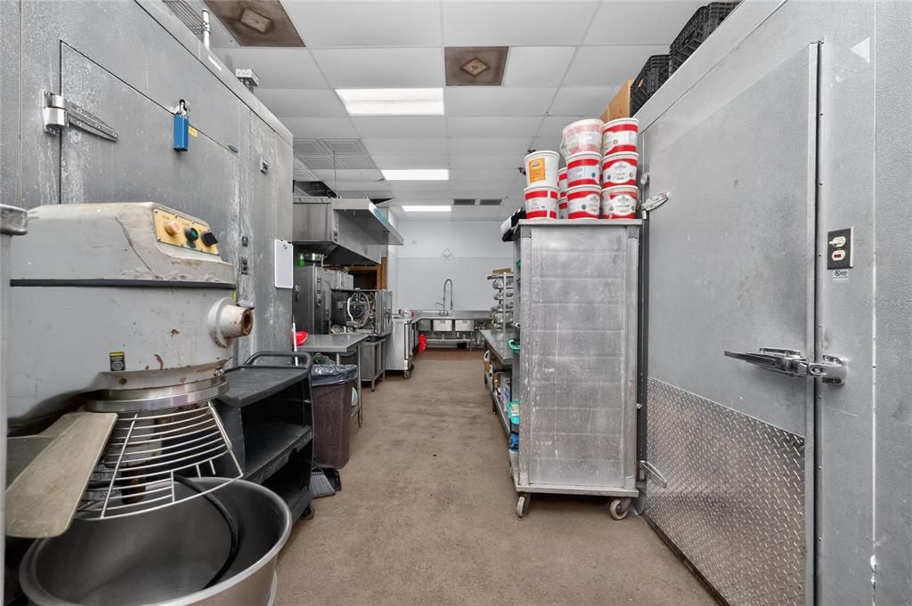 For Sale: $900,000 (0 beds, 0 baths, 5840 Square Feet)