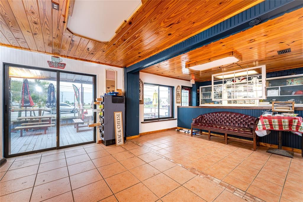 For Sale: $900,000 (0 beds, 0 baths, 5840 Square Feet)