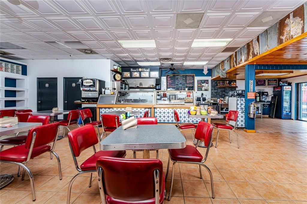 For Sale: $900,000 (0 beds, 0 baths, 5840 Square Feet)