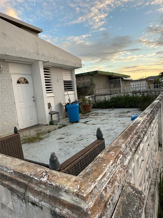 For Sale: $240,000 (3 beds, 1 baths, 2600 Square Feet)