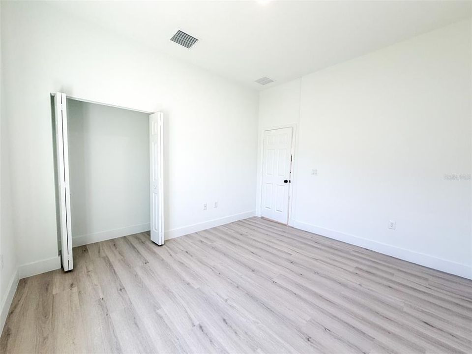 Active With Contract: $289,000 (4 beds, 2 baths, 1903 Square Feet)