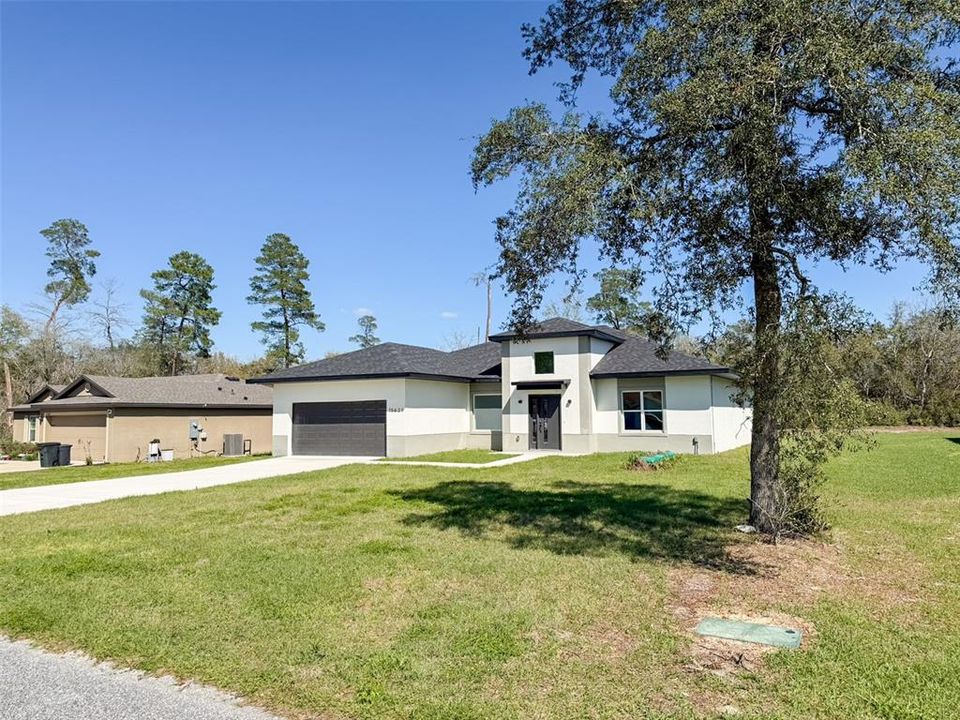Active With Contract: $289,000 (4 beds, 2 baths, 1903 Square Feet)