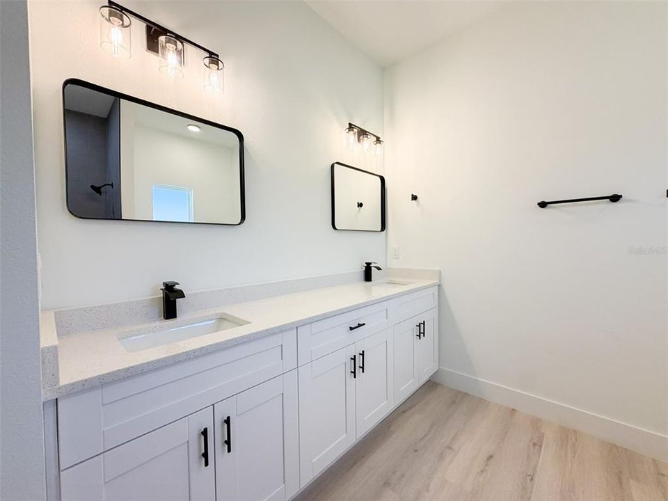 Active With Contract: $289,000 (4 beds, 2 baths, 1903 Square Feet)