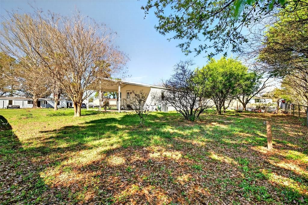 For Sale: $182,000 (3 beds, 2 baths, 1187 Square Feet)