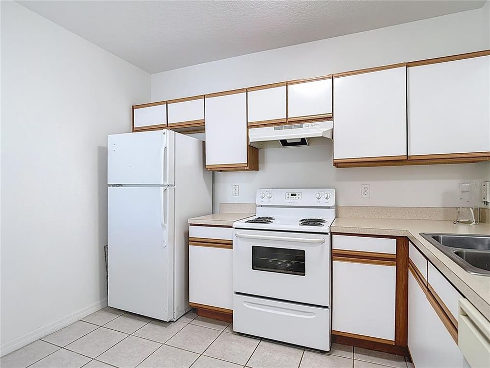 For Sale: $174,900 (3 beds, 2 baths, 1151 Square Feet)