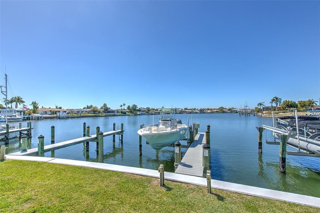 En Venta: $269,900 (2 camas, 2 baños, 1131 Pies cuadrados)