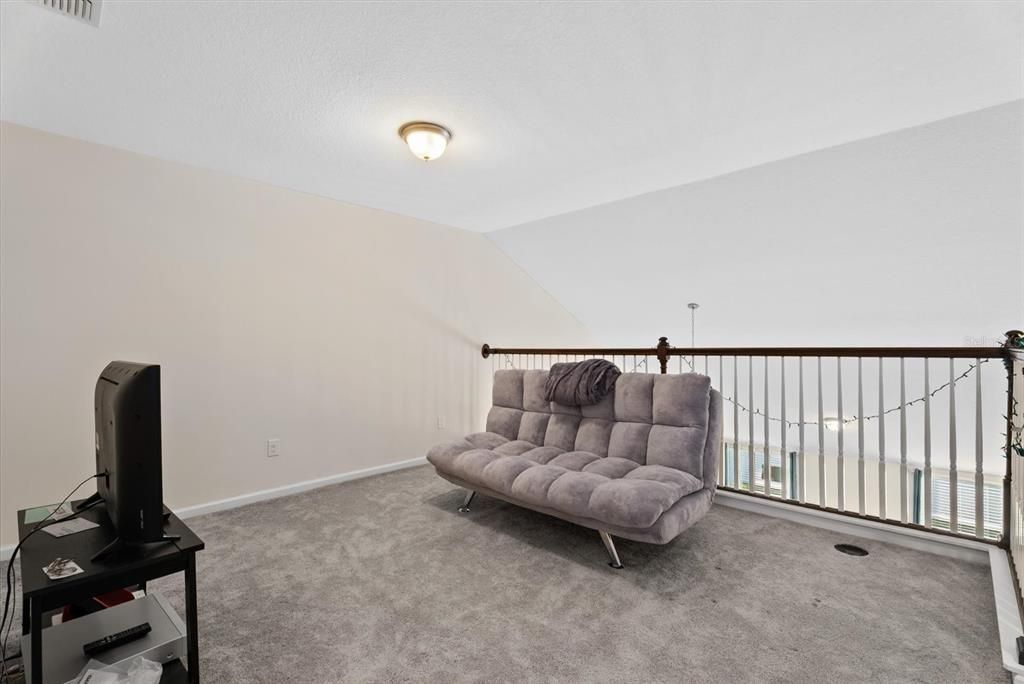 Active With Contract: $339,900 (3 beds, 2 baths, 1799 Square Feet)