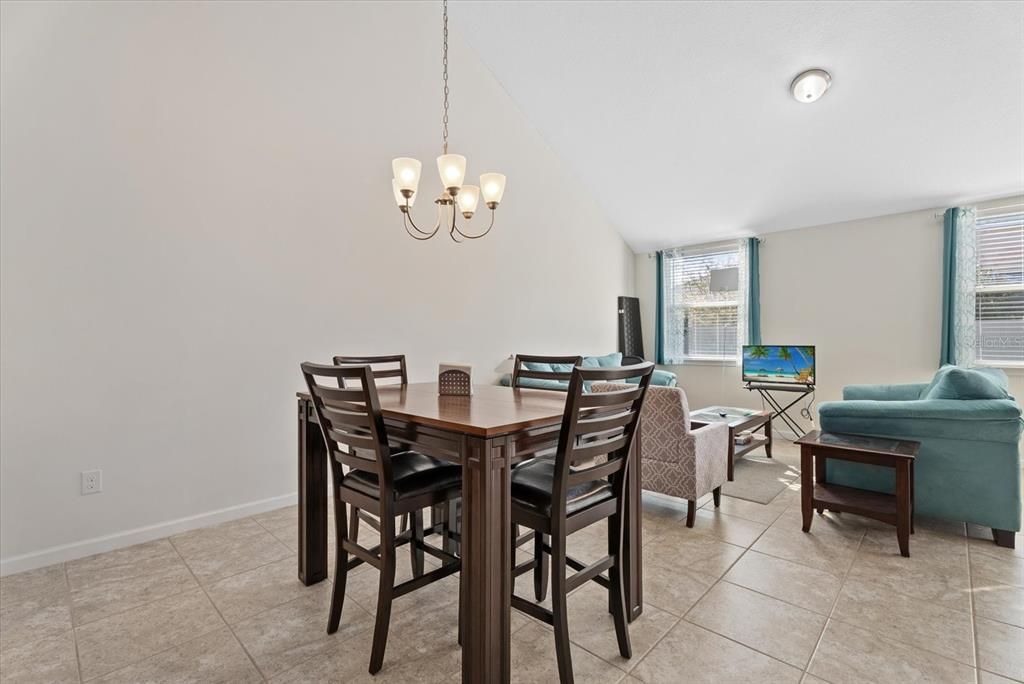 Active With Contract: $339,900 (3 beds, 2 baths, 1799 Square Feet)