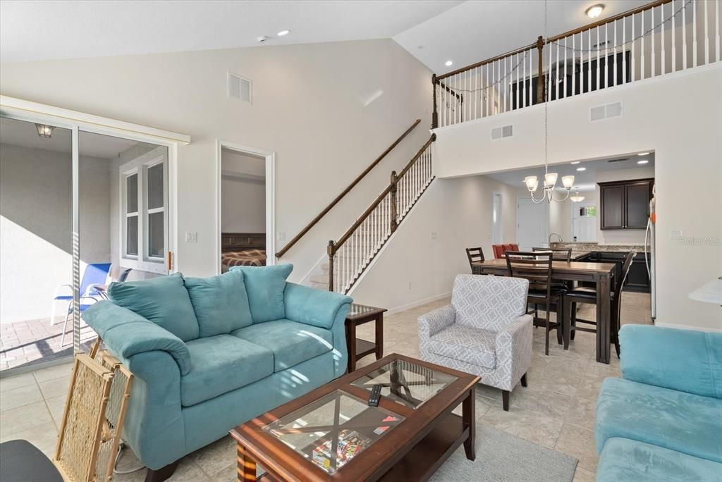 Active With Contract: $339,900 (3 beds, 2 baths, 1799 Square Feet)