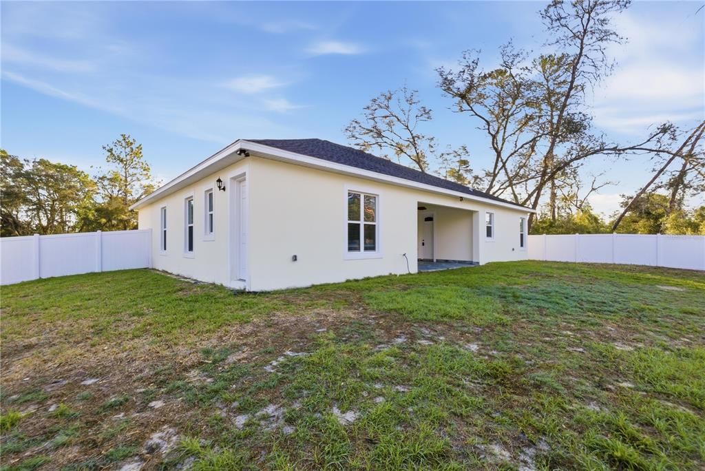 En Venta: $444,800 (5 camas, 4 baños, 2472 Pies cuadrados)