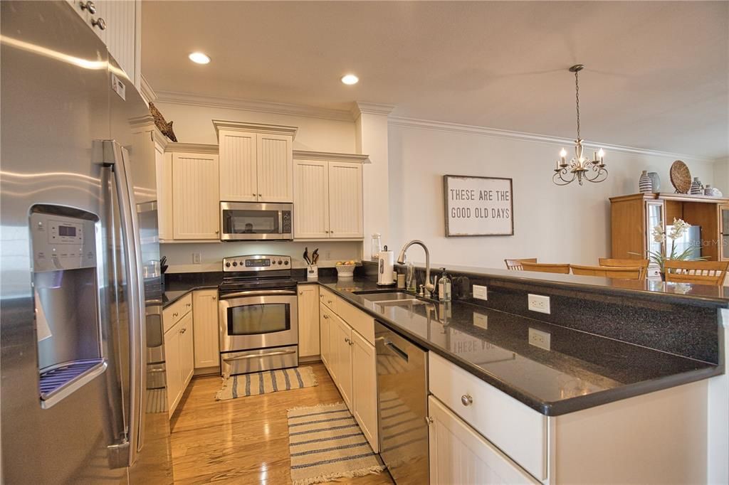 For Sale: $899,000 (2 beds, 2 baths, 2064 Square Feet)