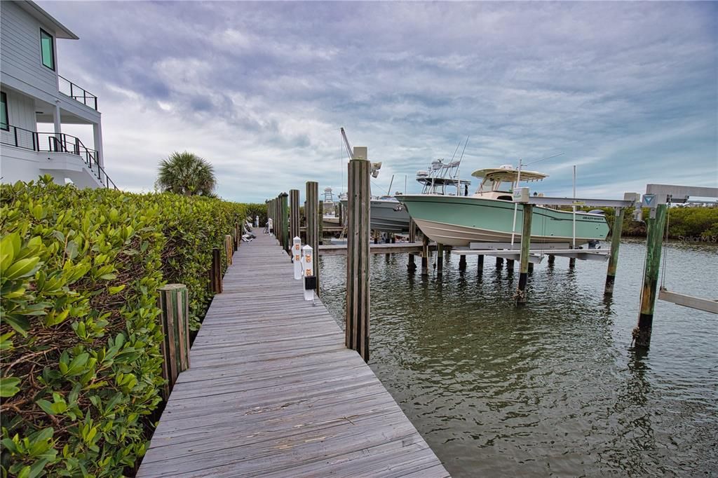 For Sale: $899,000 (2 beds, 2 baths, 2064 Square Feet)