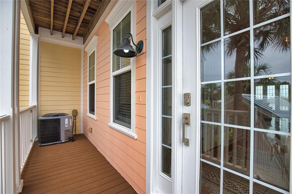 For Sale: $899,000 (2 beds, 2 baths, 2064 Square Feet)