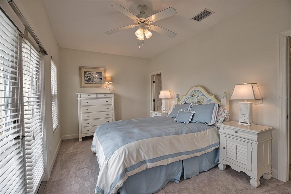 For Sale: $899,000 (2 beds, 2 baths, 2064 Square Feet)