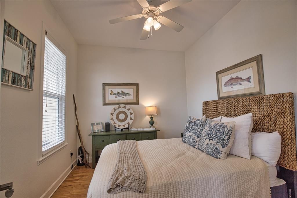 For Sale: $899,000 (2 beds, 2 baths, 2064 Square Feet)