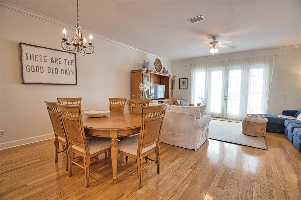 For Sale: $899,000 (2 beds, 2 baths, 2064 Square Feet)