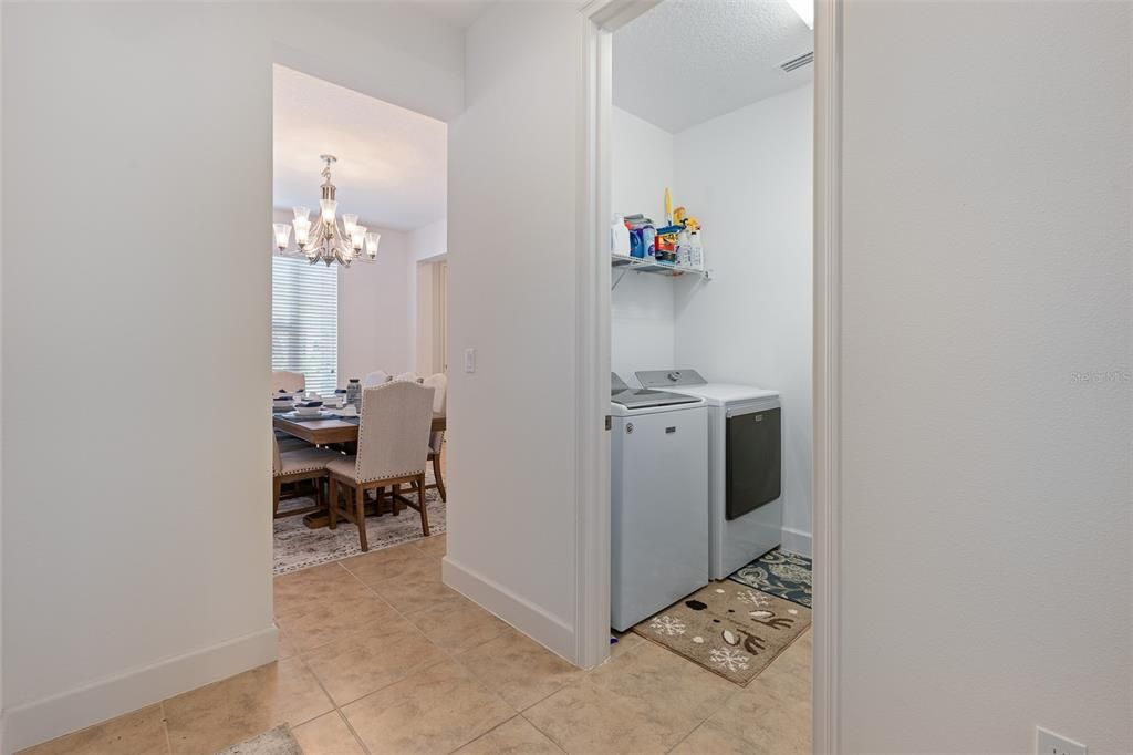 На продажу: $710,000 (4 спален, 2 ванн, 2496 Квадратных фут)