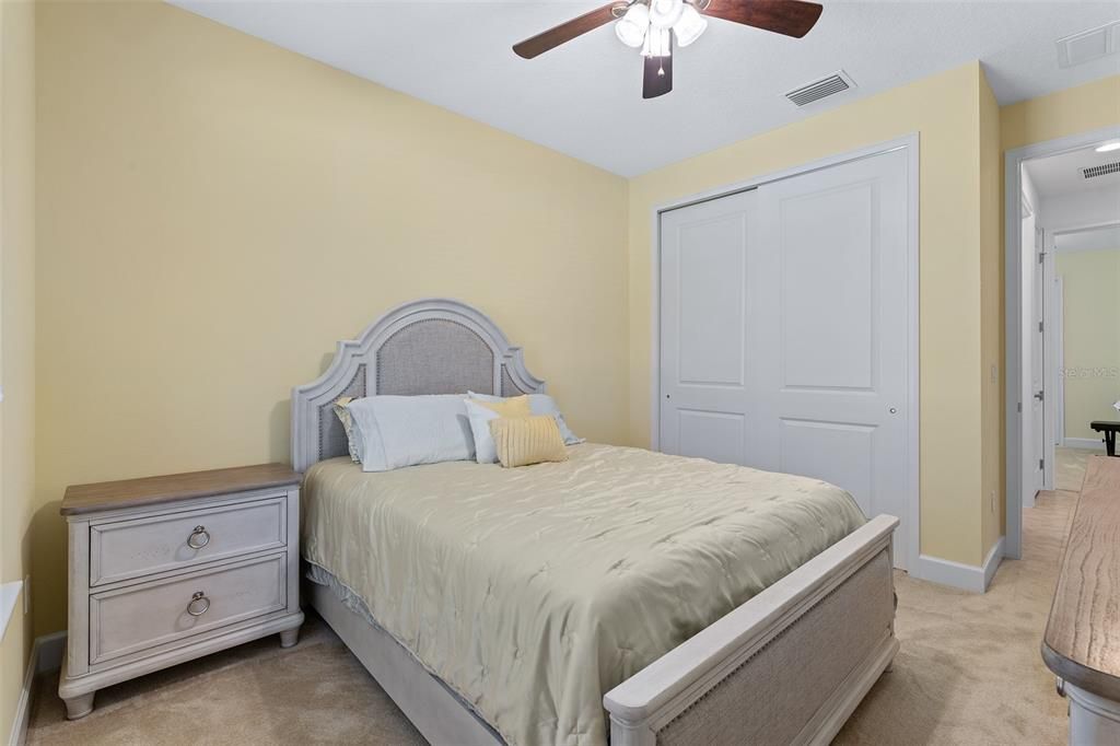 На продажу: $710,000 (4 спален, 2 ванн, 2496 Квадратных фут)