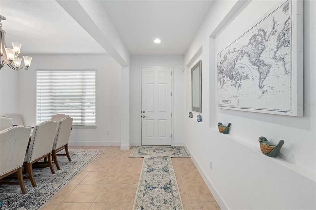 На продажу: $710,000 (4 спален, 2 ванн, 2496 Квадратных фут)