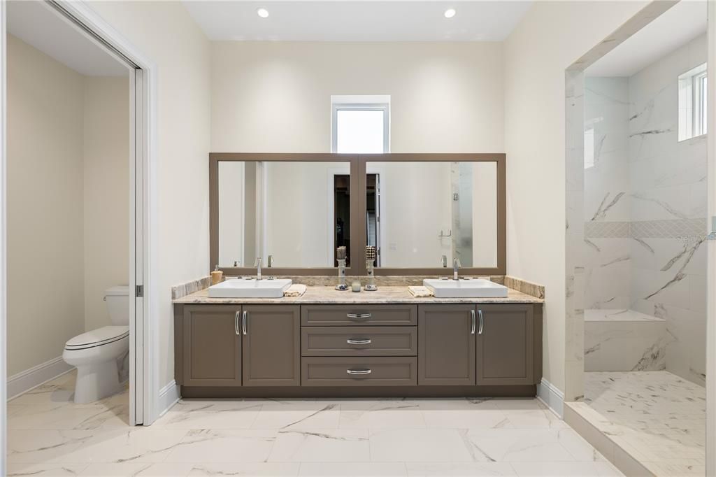 En Venta: $2,360,000 (3 camas, 3 baños, 3306 Pies cuadrados)