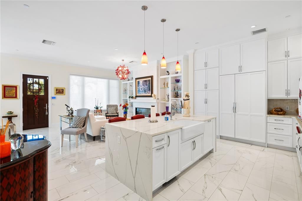 En Venta: $2,360,000 (3 camas, 3 baños, 3306 Pies cuadrados)