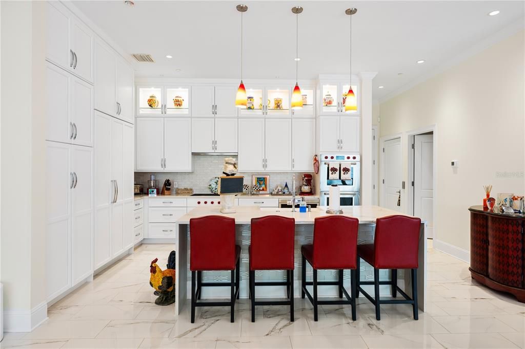 En Venta: $2,360,000 (3 camas, 3 baños, 3306 Pies cuadrados)