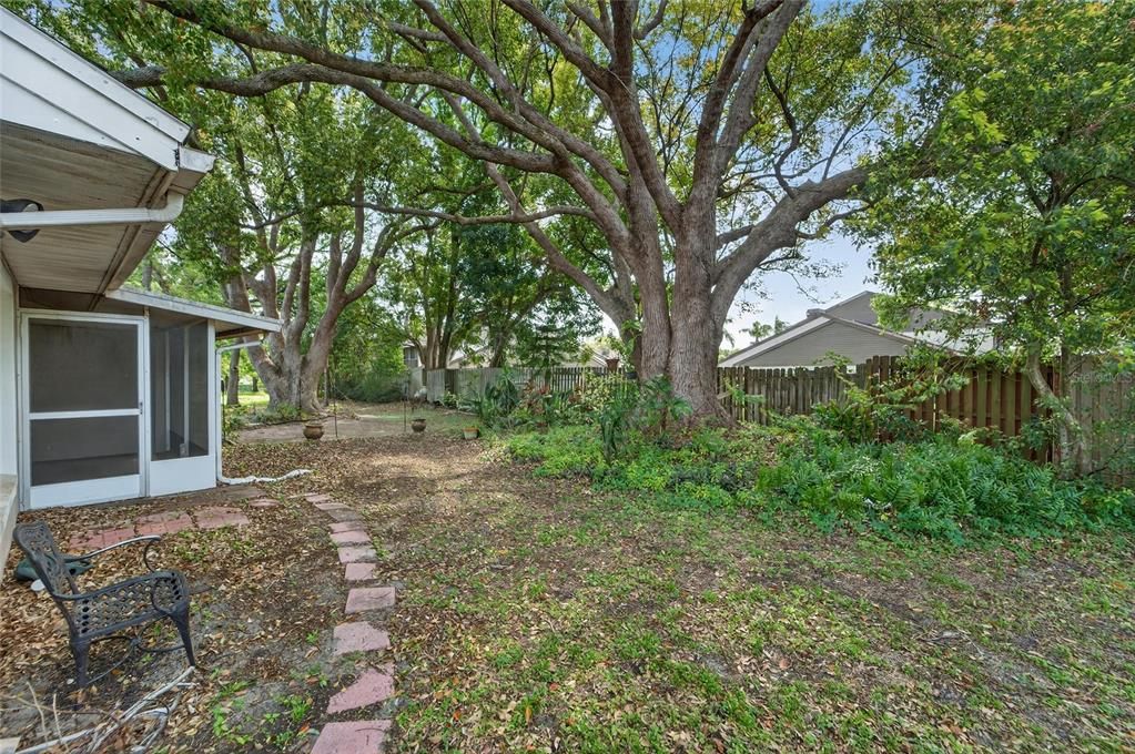 На продажу: $280,000 (3 спален, 2 ванн, 1291 Квадратных фут)