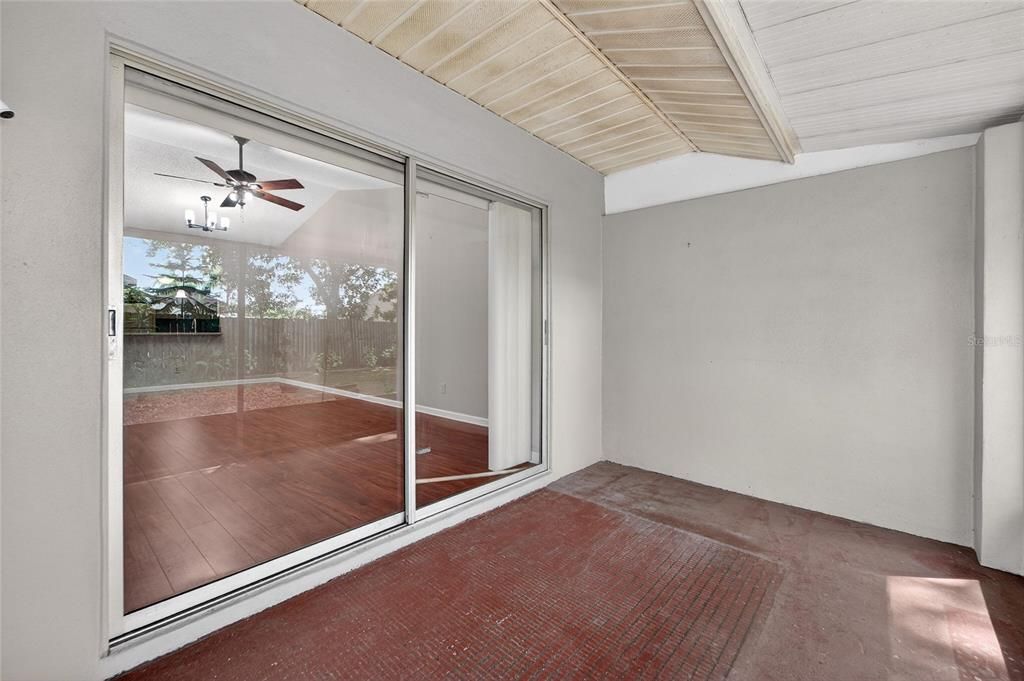 На продажу: $280,000 (3 спален, 2 ванн, 1291 Квадратных фут)