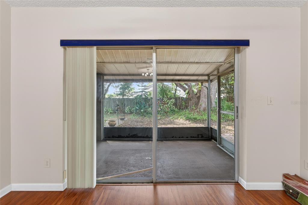 На продажу: $280,000 (3 спален, 2 ванн, 1291 Квадратных фут)