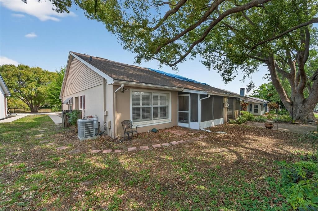 На продажу: $280,000 (3 спален, 2 ванн, 1291 Квадратных фут)