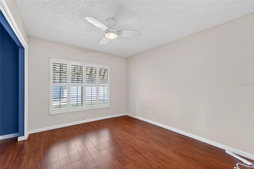 На продажу: $280,000 (3 спален, 2 ванн, 1291 Квадратных фут)