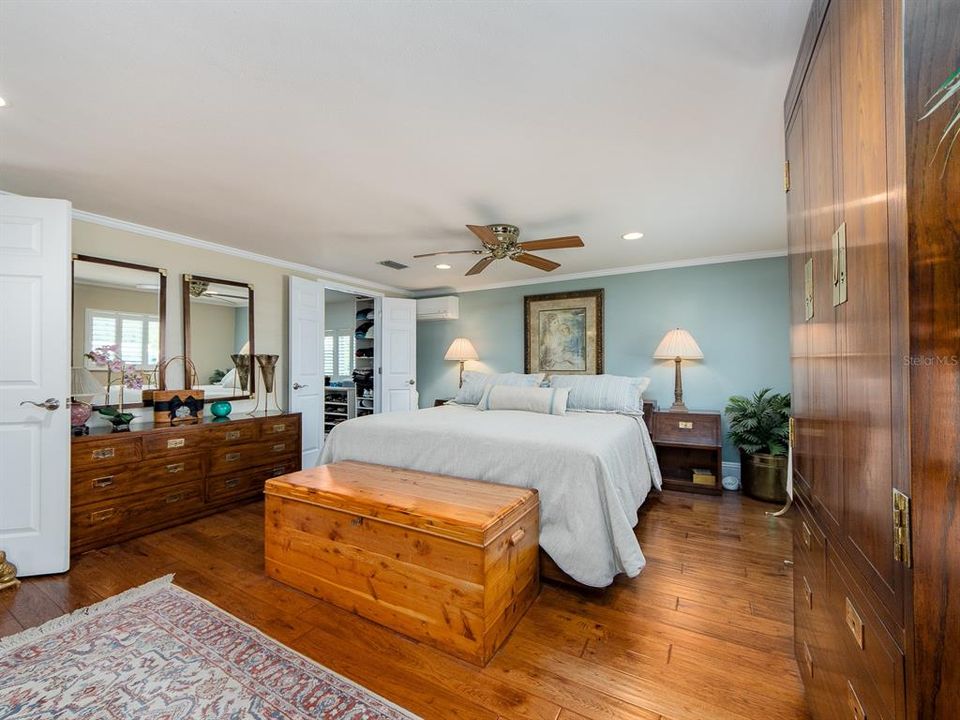 En Venta: $1,875,000 (3 camas, 3 baños, 2997 Pies cuadrados)