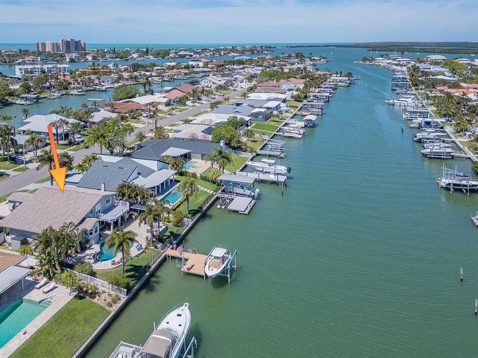 En Venta: $1,875,000 (3 camas, 3 baños, 2997 Pies cuadrados)