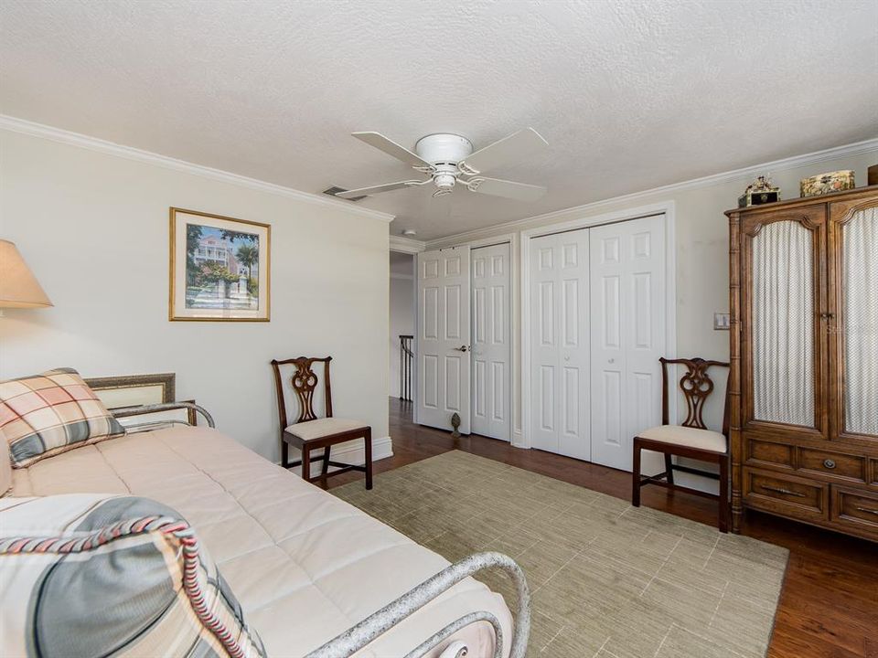 En Venta: $1,875,000 (3 camas, 3 baños, 2997 Pies cuadrados)