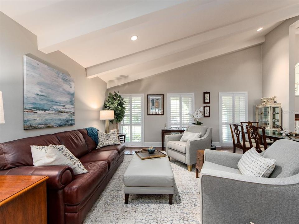 En Venta: $1,875,000 (3 camas, 3 baños, 2997 Pies cuadrados)