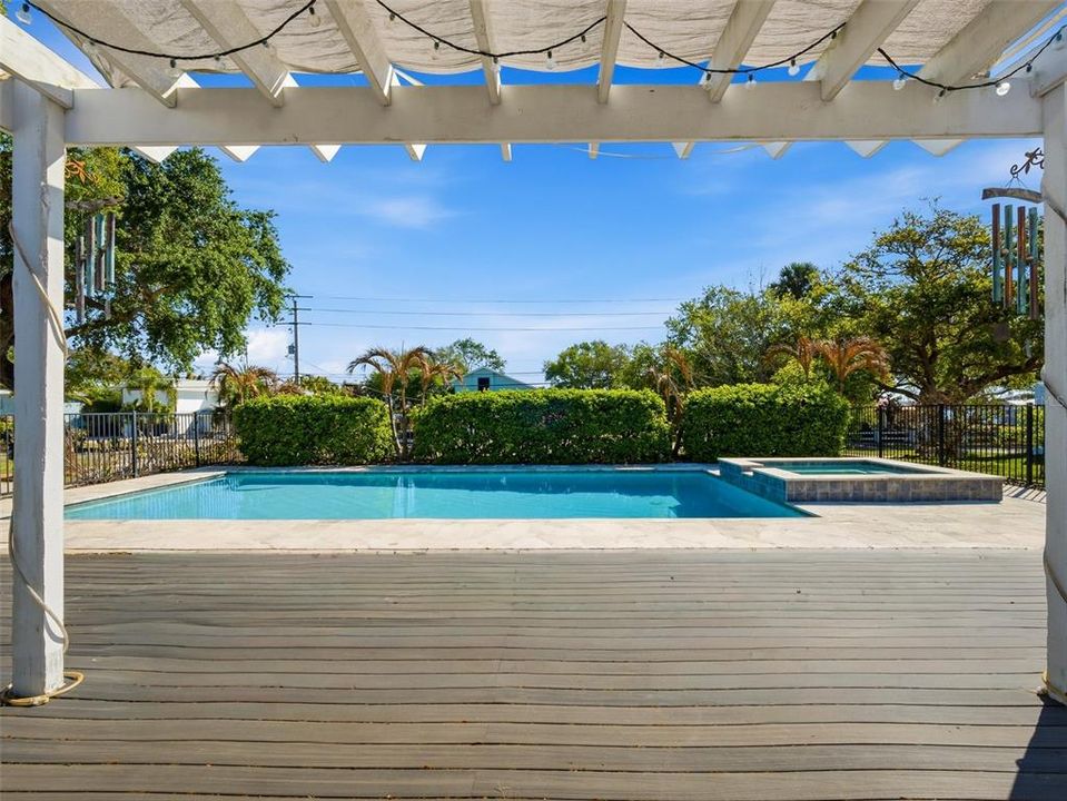 En Venta: $1,150,000 (4 camas, 4 baños, 2829 Pies cuadrados)