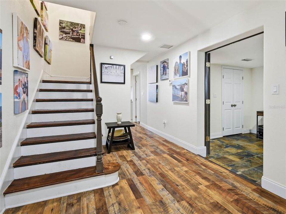 En Venta: $1,150,000 (4 camas, 4 baños, 2829 Pies cuadrados)