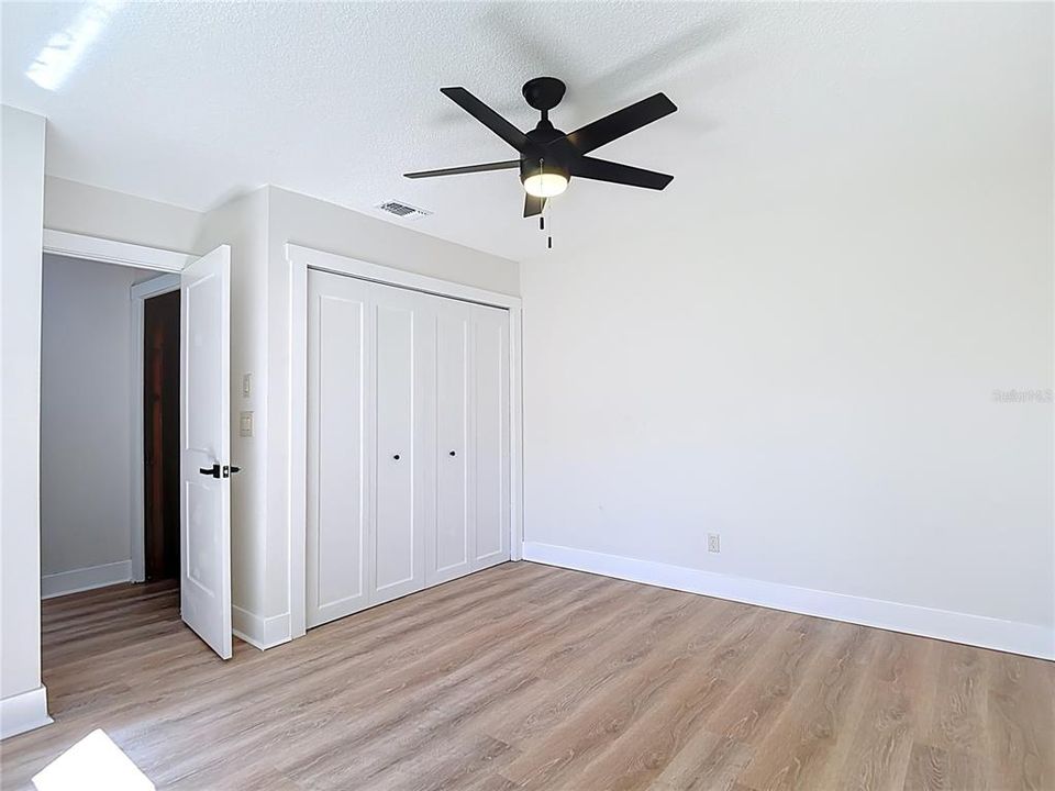Activo con contrato: $789,000 (4 camas, 3 baños, 2925 Pies cuadrados)