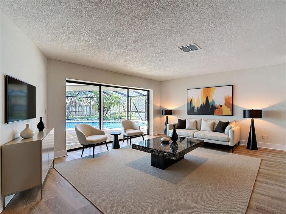 Activo con contrato: $789,000 (4 camas, 3 baños, 2925 Pies cuadrados)