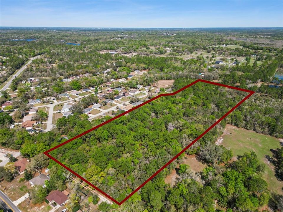 En Venta: $750,000 (9.50 acres)
