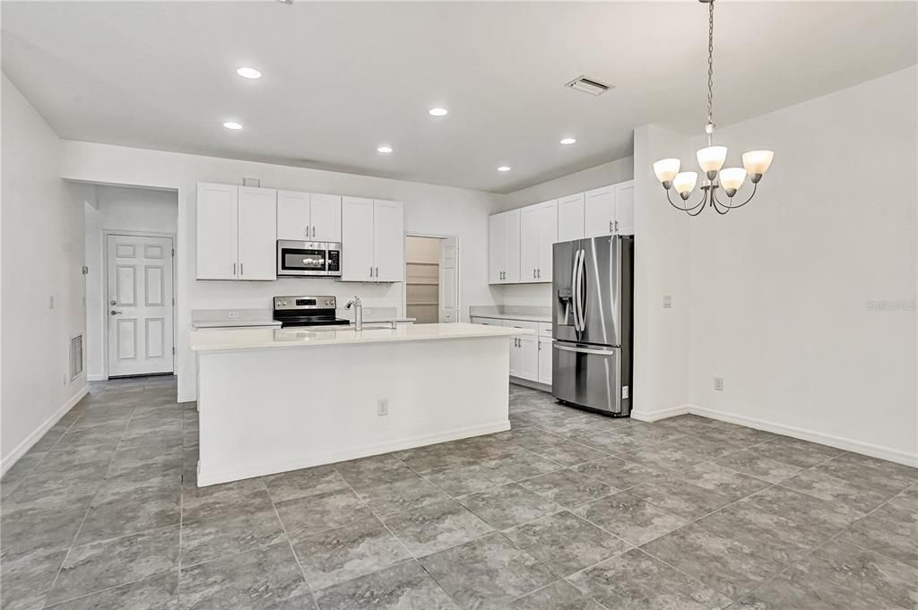 Active With Contract: $360,000 (3 beds, 2 baths, 1619 Square Feet)