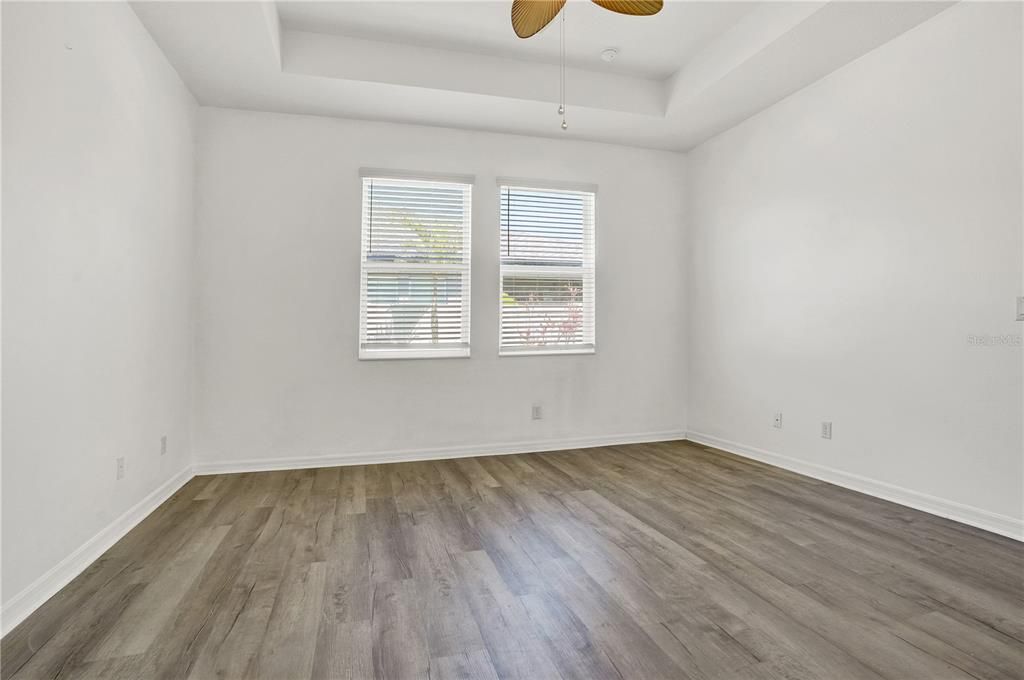 Active With Contract: $360,000 (3 beds, 2 baths, 1619 Square Feet)