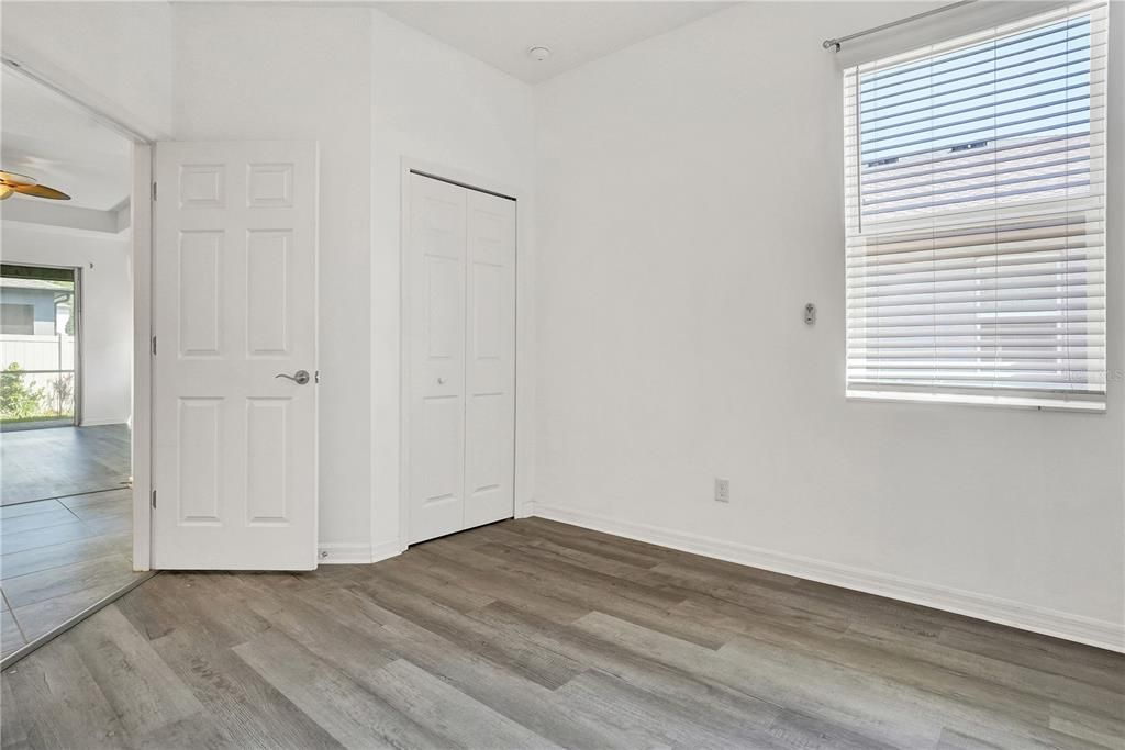 Active With Contract: $360,000 (3 beds, 2 baths, 1619 Square Feet)