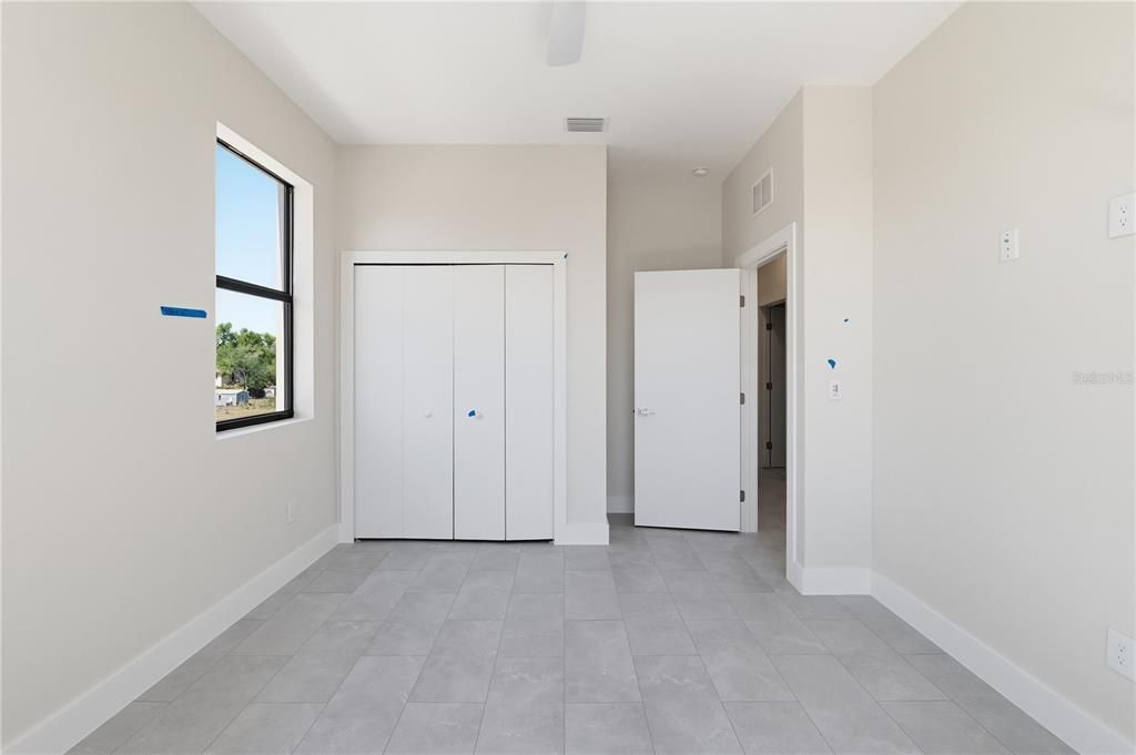 Activo con contrato: $650,000 (4 camas, 3 baños, 2100 Pies cuadrados)
