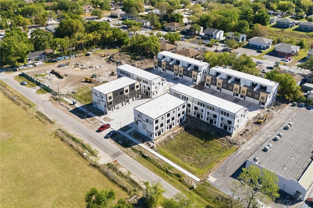 Activo con contrato: $650,000 (4 camas, 3 baños, 2100 Pies cuadrados)