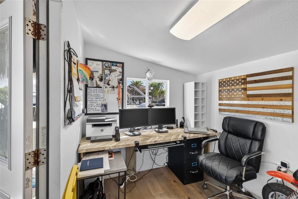 For Sale: $1,600,000 (3 beds, 2 baths, 1436 Square Feet)