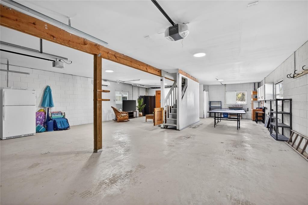 En Venta: $975,000 (3 camas, 2 baños, 1672 Pies cuadrados)